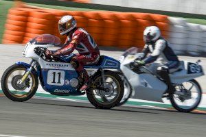 Carreres, exposicions i exhibicions en el Racing Legends del Circuit Ricardo Tormo