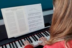 La Escuela de Música de Benissa mantiene el servicio online