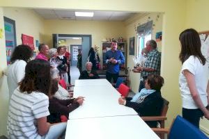 El servei de la Unitat de Respir Familiar de Peníscola es desplaça als habitatges dels més majors
