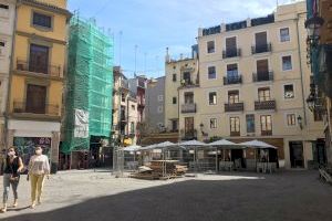 Un solitario centro de Valencia asfixia a comercios y restaurantes