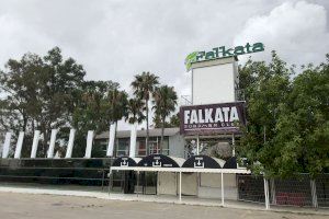 La discoteca Falkata tancada hui mateix, a la platja de Gandia