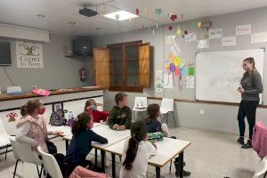 L'Ajuntament de Canet promou les classes d'anglés per a l'alumnat del municipi