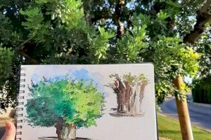 Paco Hidalgo reprodueix la garrofera en una col•lecció d’imatges pintades a l’aquarel•la per a promoure el seu vot al concurs d’arbre de l’any