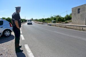 La Policia d’Almassora reforça la vigilancia del camp per la temporada de cítrics