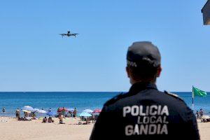Gandia destaca el cumplimiento de las normas en un fin de semana lleno de turistas