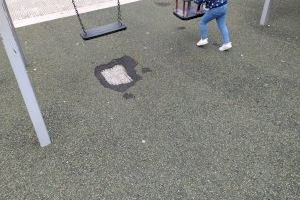 Cascales (PSPV-PSOE) denuncia la falta de mantenimiento y limpieza de los parques infantiles de Nules