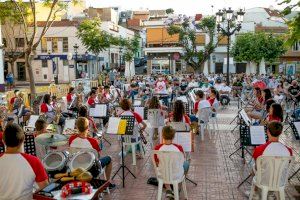 La Banda Jove de la Unió Musical d’Orpesa clausura la segona edició del Mercat de Cultura Infantil