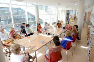 Cierre del Club de Lectura con la visita de la autora Núria Tamarit y una sesión dedicada a la ilustración valenciana