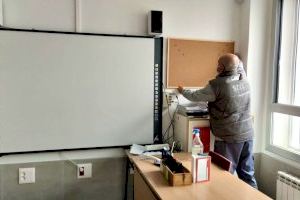 Puesta a punto de los colegios de Almassora para asumir clases de dos años