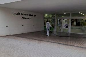 L'Ajuntament d'Almenara desinfecta els centres educatius de la localitat cara a l'inici de curs