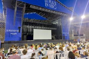 La Concejalía de Acción Social de Alicante agradece a los más de 500 abuelos y nietos que secundaran su convocatoria de cine familiar