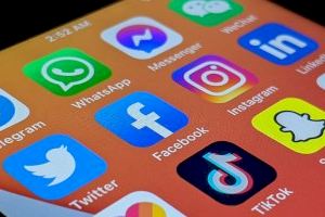 Per què van caure WhatsApp, Facebook i Instagram?