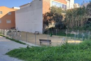 Benitatxell reformará el aparcamiento de Capelletes y habilitará un nuevo parque canino con juegos de Agility