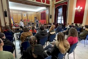 28 joves comencen a treballar a l'Ajuntament d'Alcoi a través del programa Avalem Joves