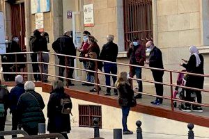El Colegio de Médicos de Castellón cree que la administración sanitaría debería adoptar medidas ante la sexta ola de covid19