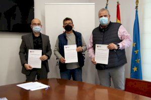 L’alcalde d’Alaquàs i el president de la Unió Musical d’Alaquàs signen el conveni per a la renovació de la climatització de l’auditori i escola de música