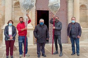 El Ayuntamiento de Castalla cede dos faroles a la Iglesia Parroquial de la Mare de Déu de l’Assumpció