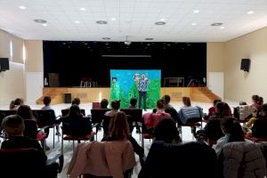 L'Ajuntament d'Almenara realitza contacontes per a escolars amb la finalitat de fomentar la tradició oral i els llibres