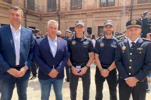Dos agents de la Policia Local de Xilxes reben una condecoració de Generalitat pel salvament d'una persona