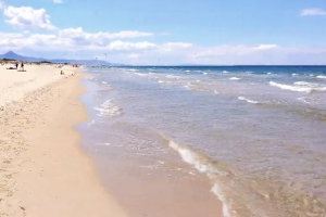 Fallece ahogado un bañista en una playa de Oliva