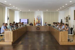 El Ple demana per unanimitat soterrar la via del ferrocarril per a impulsar el desenvolupament econòmic i urbanístic de Vila-real