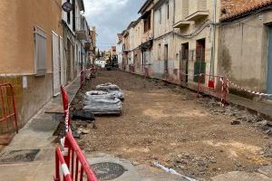 L’Alcúdia de Crespins inicia la segona fase de les obres de remodelació del carrer Cervantes