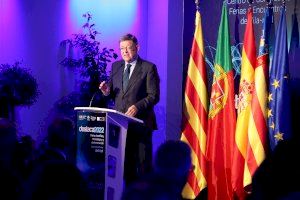 Puig exigeix a Sánchez i a Europa el suport que garantisca la supervivència de la ceràmica