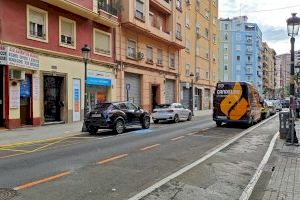 Ruzafa s'adapta al nou aparcament per a residents: "Era impossible aparcar"