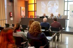 Carlet i la Mancomunitat de la Ribera Alta inicien la digitalització de l’arxiu de Tele Carlet amb cintes dels anys 1989 i 1990