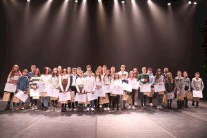 Catarroja finalitza les II Jornades de Ciutat Educadora amb l’entrega dels reconeixements a l'alumnat més destacat del curs 2021/2022