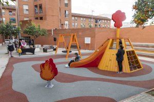 Obert un nou parc infantil al Barri de Les Palmeres