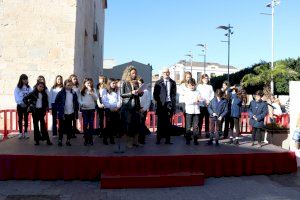 Alaquàs homenajea el Cant de la Carxofa con la inauguración de una escultura y un emotivo reconocimiento