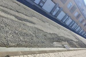 El PP de Vinaròs denuncia el mal estado de la calle Cervol y propone mejorar el asfaltado