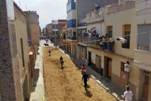 Quin municipi de Castelló acomiada el mes de març amb bous al carrer?