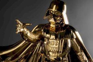 Lladró presenta un Darth Vader exclusivo de porcelana con motivo del 70 aniversario de la marca