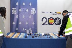 La Policía Nacional desarticula una organización criminal dedicada a robos en domicilios de Valencia y Barcelona