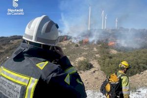 La Comunitat Valenciana amanece con tres incendios forestales y uno industrial