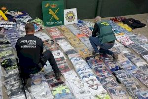 Operación en Peñíscola contra los puestos ambulantes: Incautan 800 artículos valorados en 22.000 euros