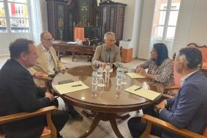 La alcaldesa se reúne con el secretario autonómico de Agricultura y Desarrollo Rural para analizar el estado de las inversiones en Orihuela