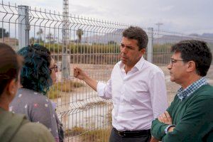 Mazón se compromete a eliminar el amianto del barrio de Los Manchegos en San Vicente del Raspeig “ante la desidia de Consell y Ayuntamiento”