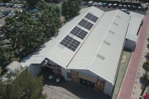Burjassot instala placas solares fotovoltaicas en el Mercado Municipal l’Almara