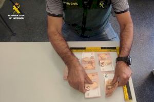 Detenen a una parella que comprava amb bitllets falsos de 50 euros en comerços de Santa Pola