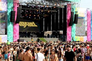 Éxito de público en el arranque del Reggaeton Beach Festival