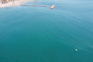 Turisme abre un canal de natación en la playa del Fortí de Vinaròs