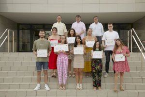 L'UJI lliura els diplomes a l'estudiantat de Màster ELIT per la seua participació en el projecte internacional Virtual Business Professional