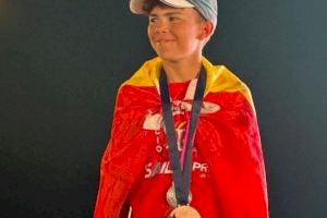 Mateo Carbonell consigue el bronce en el Campeonato Europeo de optimist