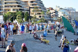 Oropesa no se rinde: tercera protesta este verano para salvar la playa