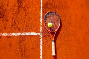 Burriana programa dos torneos de tenis y frontenis durante las próximas semanas
