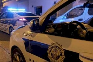 La Policia Local d'Alcoi evita que un home llance la seua dona pel balcó davant dels seus fills