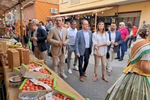Sabor y color en Alcalà de Xivert que ha inaugurado la IX Fira de la Tomata de Penjar